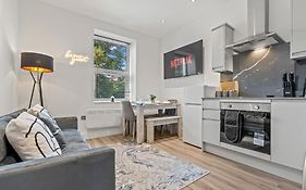 Cardiff Luxe Flats With Spa Facilities
